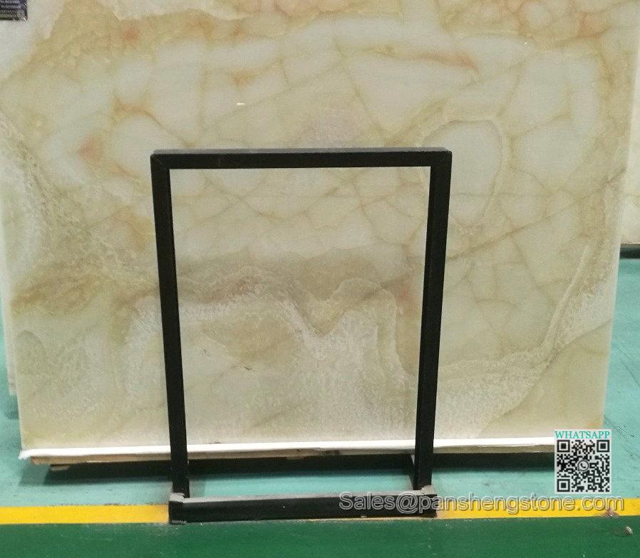 Backlit transcelunt yellow onyx slab   Onyx Slabs