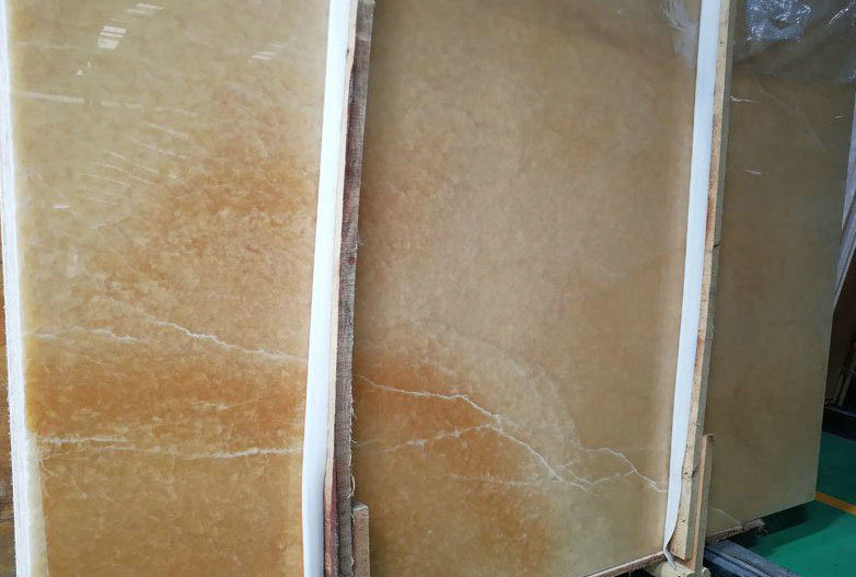 Yellow honey onyx onyx slab   Onyx Slabs